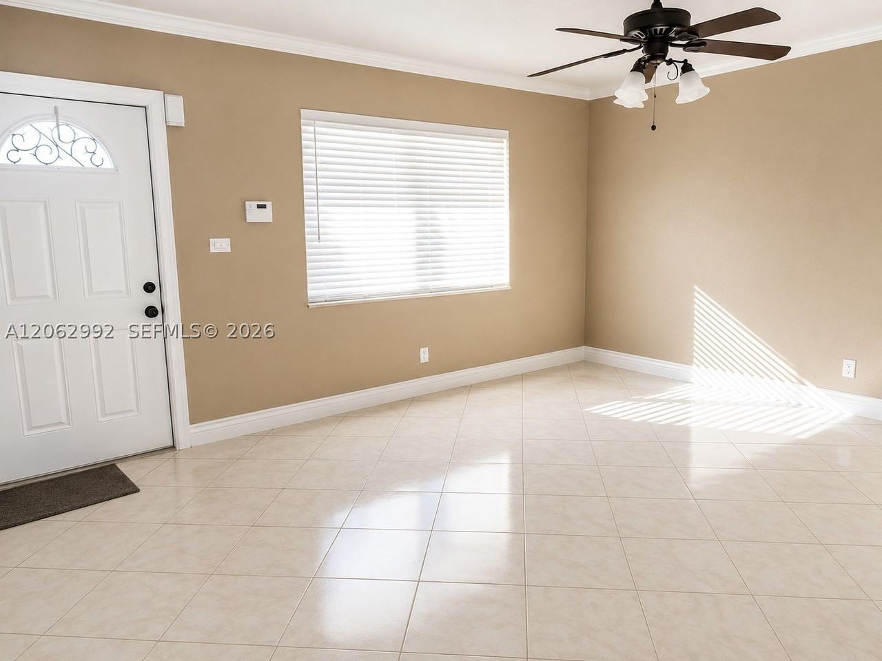 5716 Nw 70th Ter - Photo 3 of 37