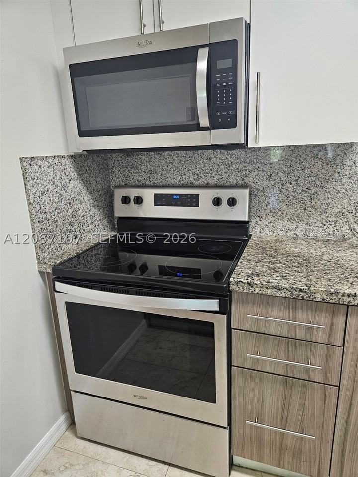 7470 Miami Lakes Dr #B208 - Photo 4 of 28