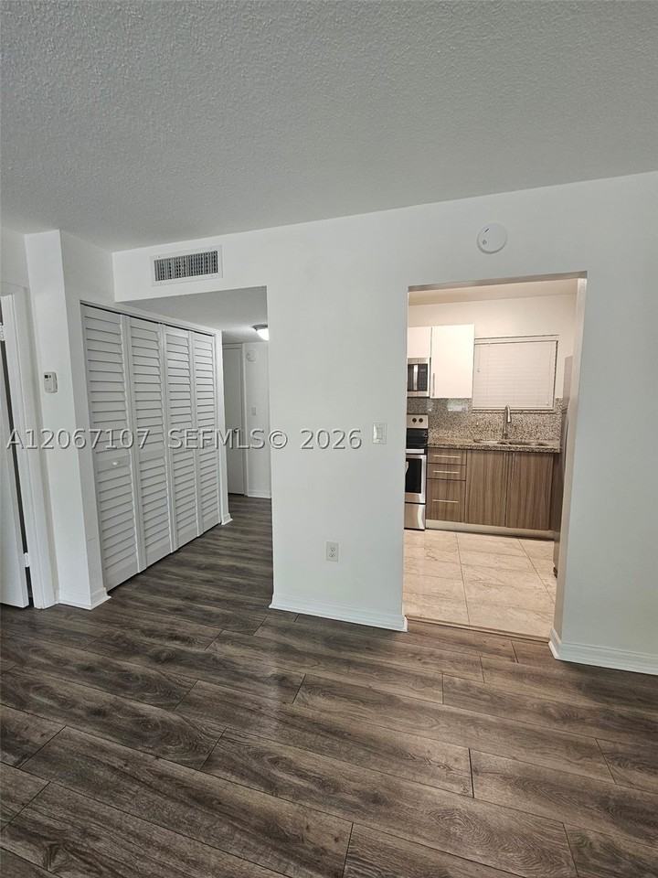 7470 Miami Lakes Dr #B208 - Photo 6 of 28