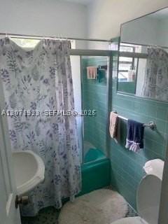 18912 Nw 10th Pl #1 - Photo 6 of 9