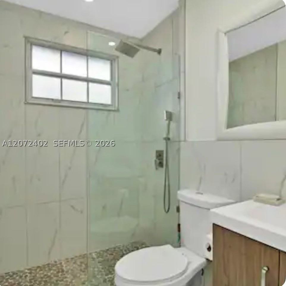 1031 Sw 3rd St #1031 - Photo 6 of 7