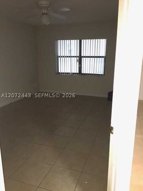 8290 Lake Dr #144 - Photo 4 of 6