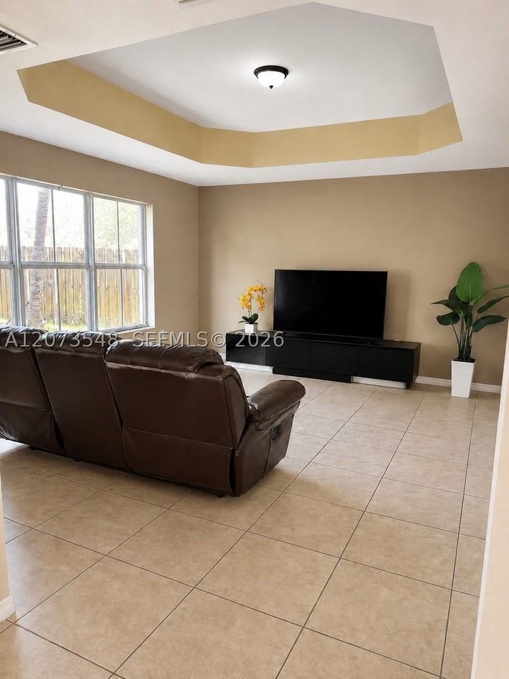 2700 Sw 156th Pl #0 - Photo 5 of 21