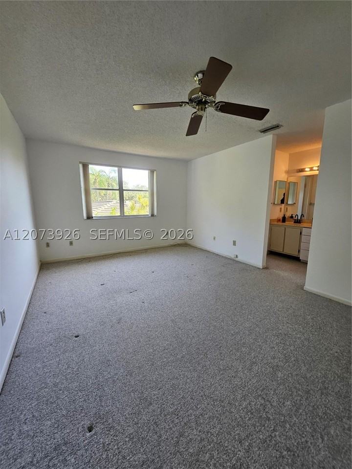 9840 Nw 9th Ct #9840 - Photo 7 of 17
