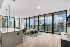 featured image of 20 Ne 11th St #5102