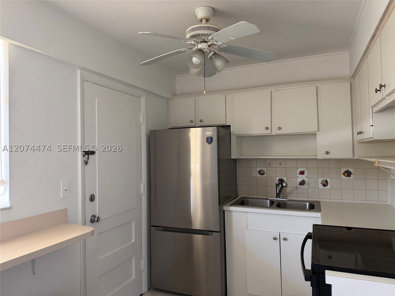 2910 Point East Dr #M514 - Photo 4 of 17