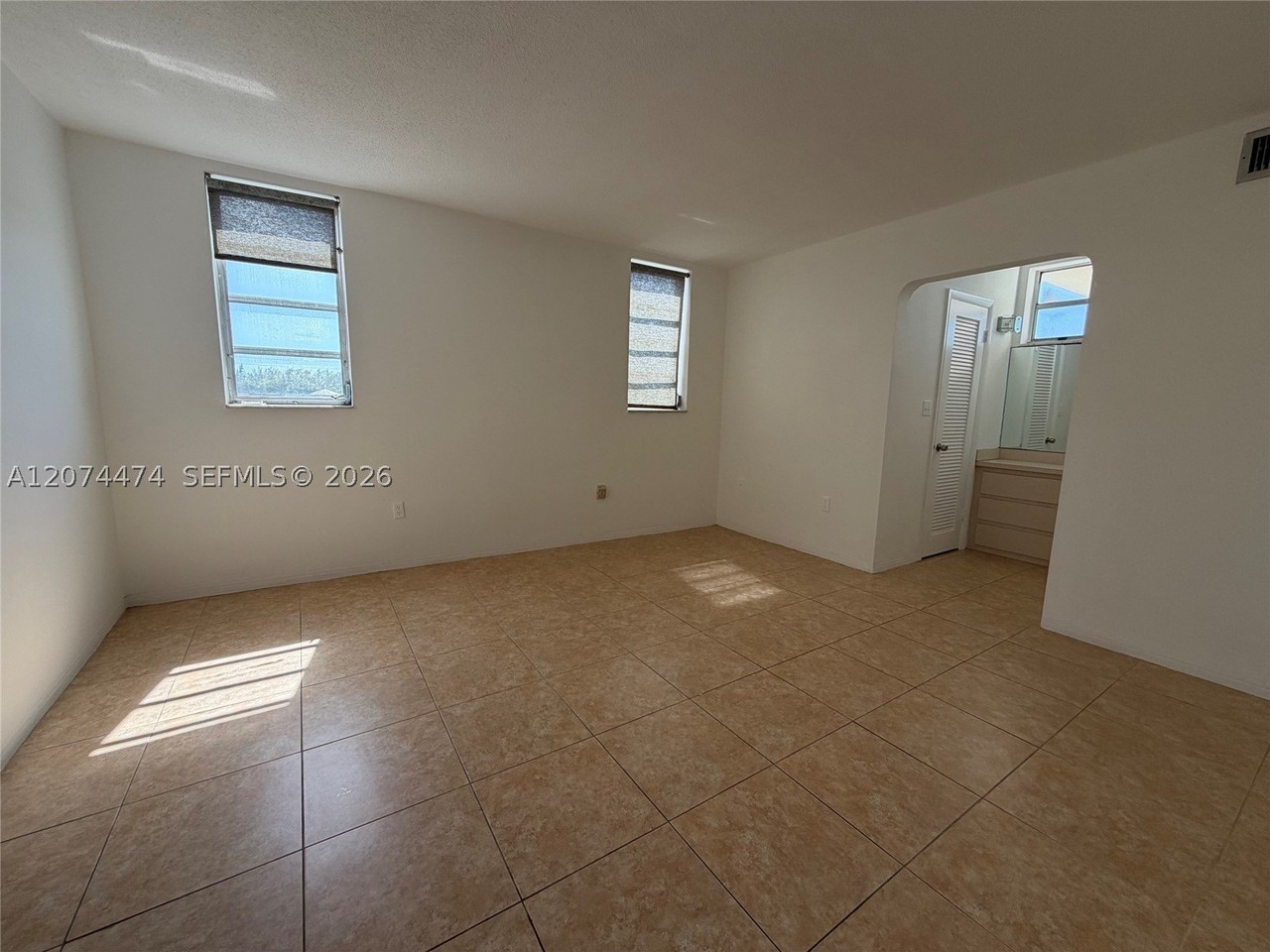 2910 Point East Dr #M514 - Photo 7 of 17