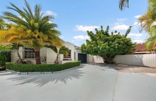15642 Sw 59th St #0 - Photo 1 of 1