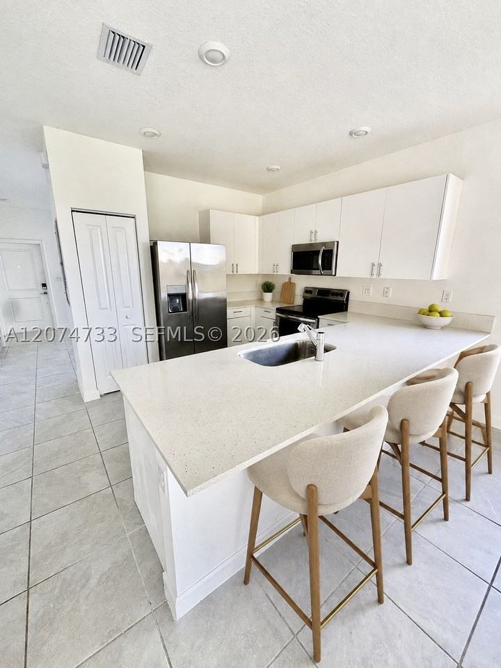 13265 Sw 285th St #13265 - Photo 4 of 18
