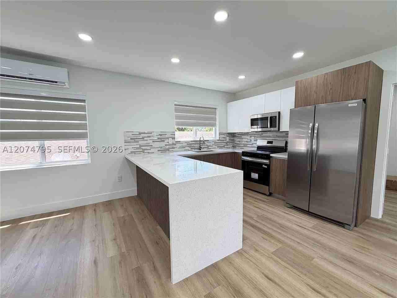 311 Sw 27th Ave #317 - Photo 2 of 39