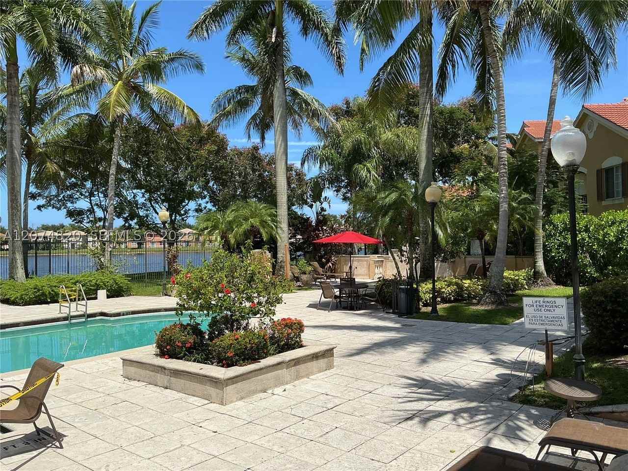4200 San Marino Blvd #107 - Photo 4 of 26