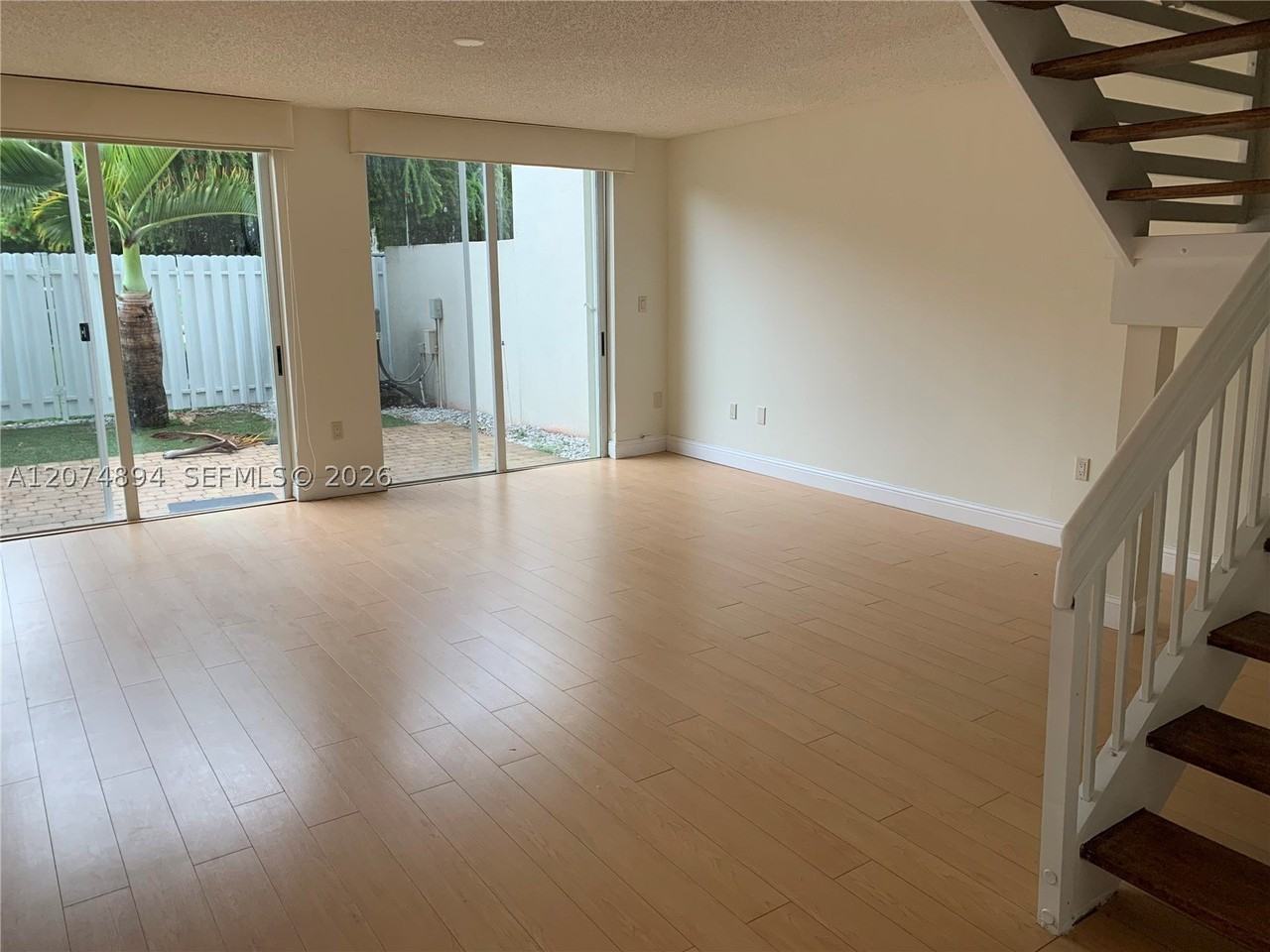 4447 Nw 98th Ave - Photo 4 of 9