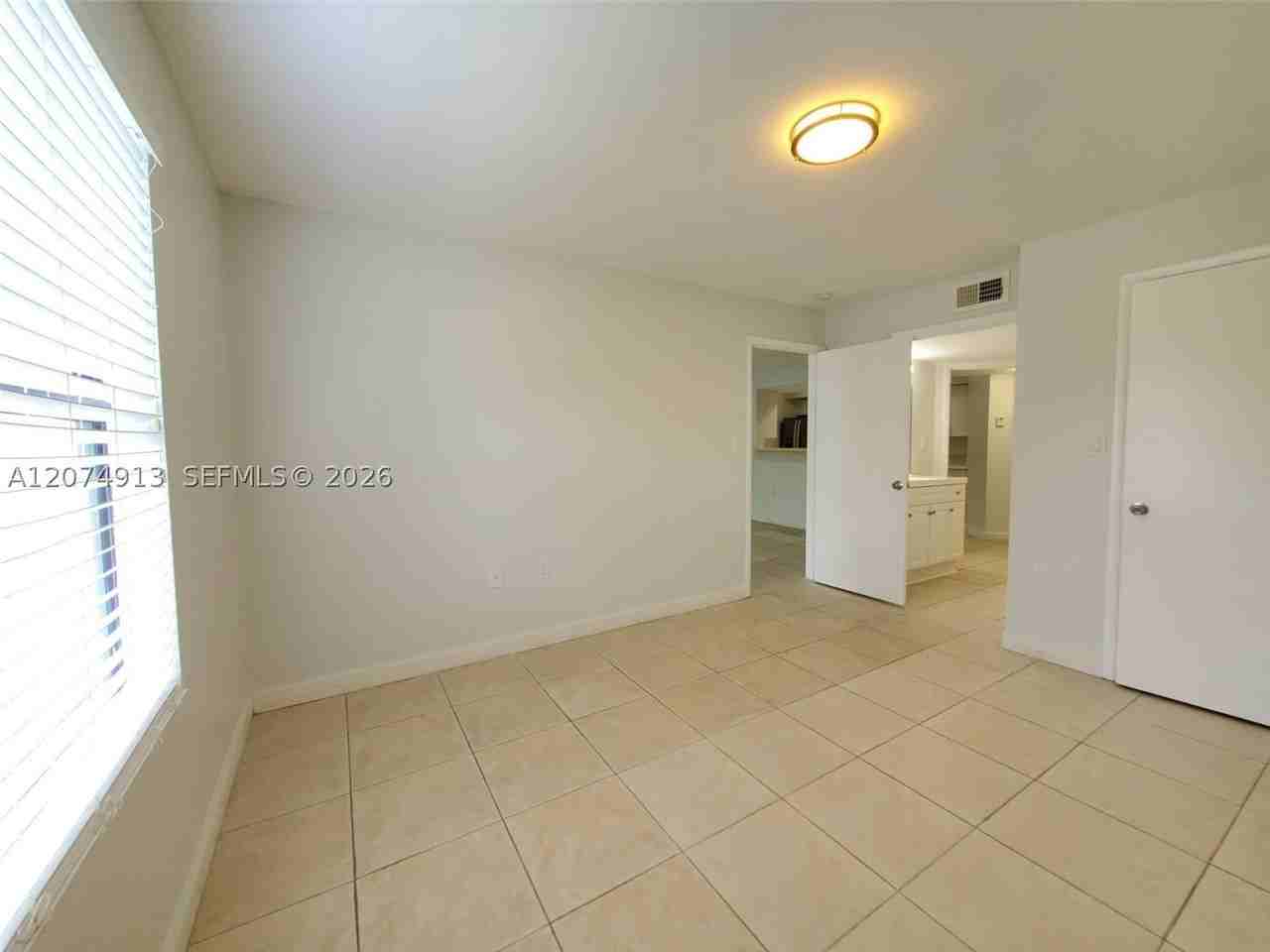 15591 Sw 105th Ter #512 - Photo 6 of 35