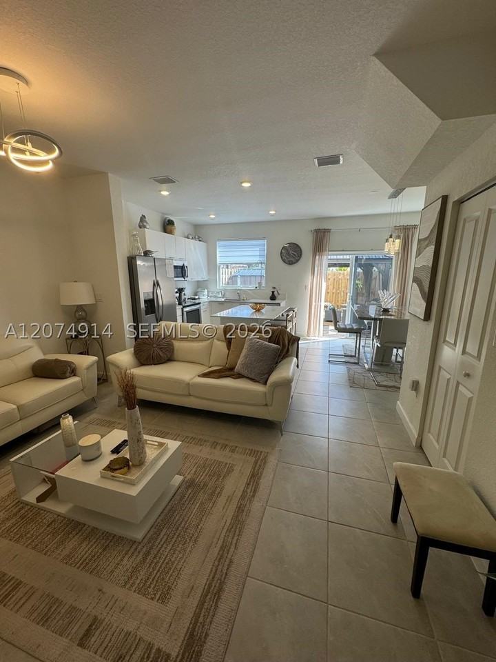 12265 Nw 24th Pl #12265 - Photo 7 of 39