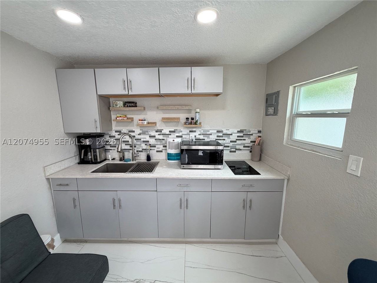 6830 Sw 8th St - Photo 3 of 13