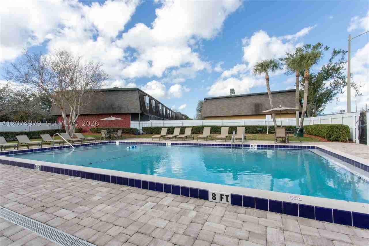 2023 S Semoran Blvd #D - Photo 6 of 12