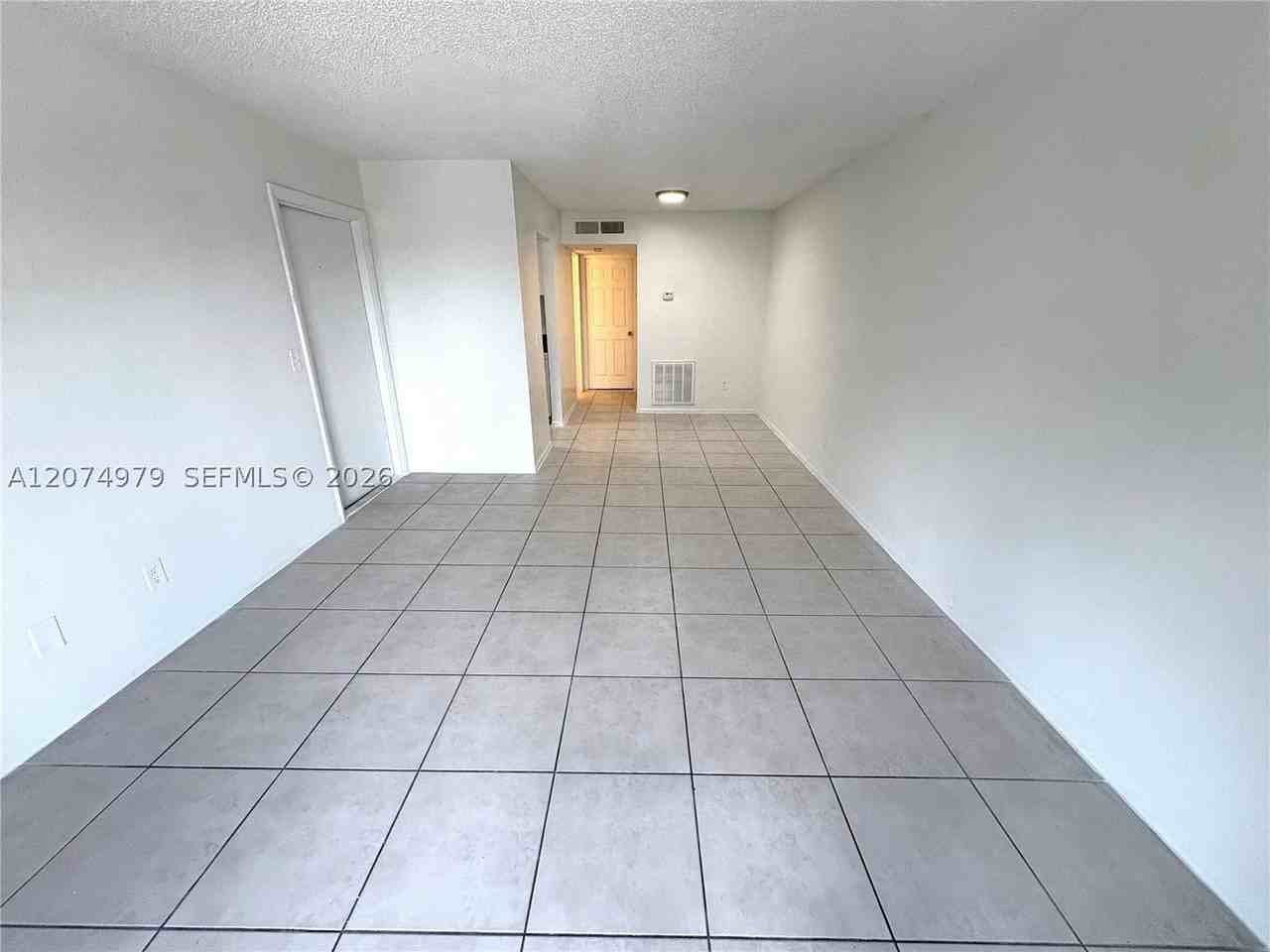 2023 S Semoran Blvd #D - Photo 7 of 12