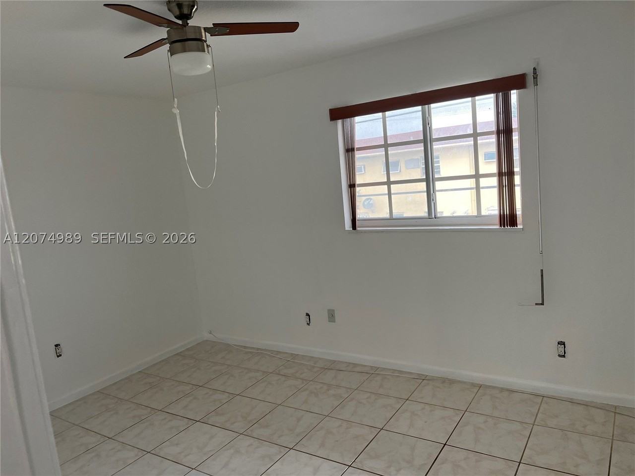 627 W 68th St #627 - Photo 6 of 7