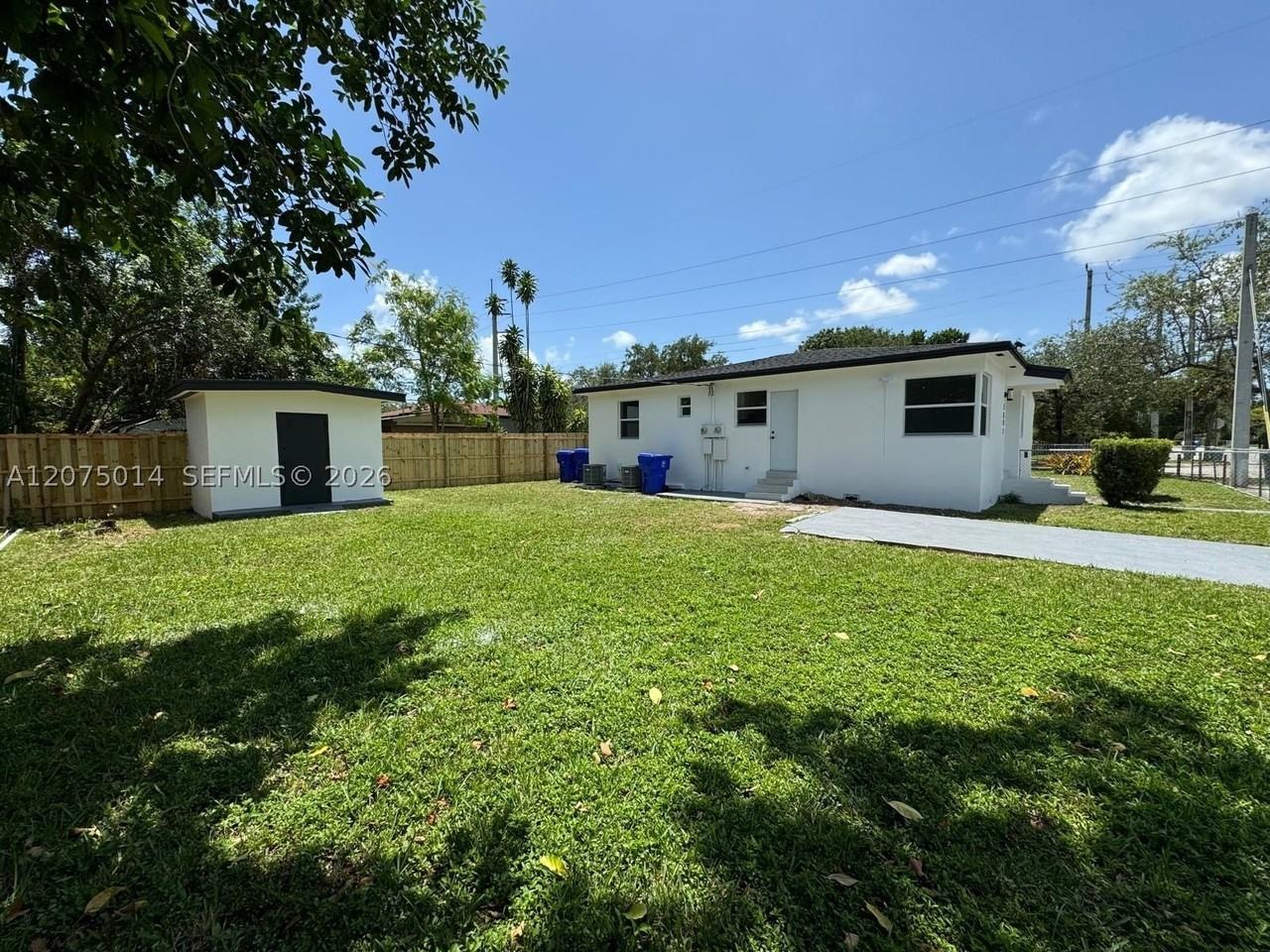 5801 Nw 11th Ave #B - Photo 5 of 21