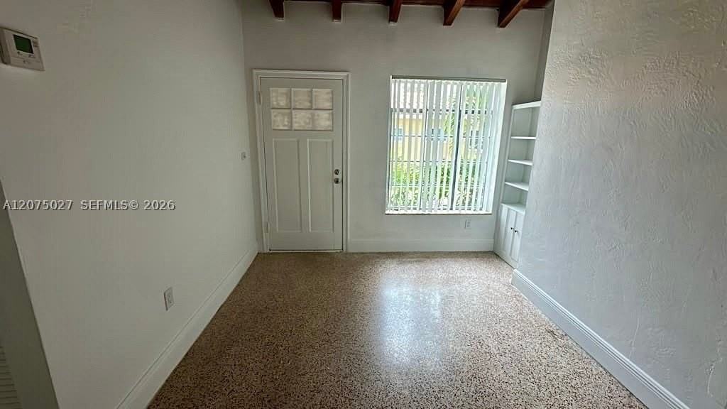 2536 Sw 18th St #0 - Photo 2 of 8