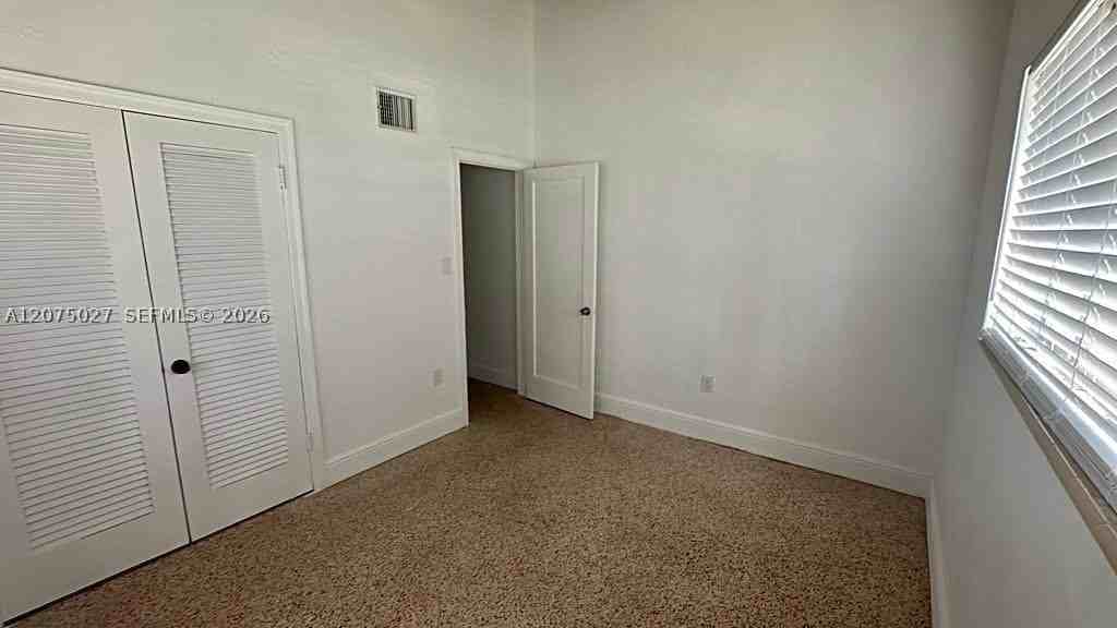 2536 Sw 18th St #0 - Photo 4 of 8