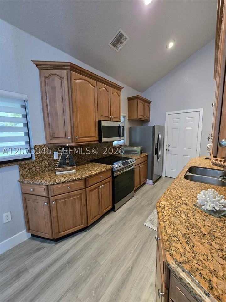 14811 Sw 307th St #14811 - Photo 7 of 27