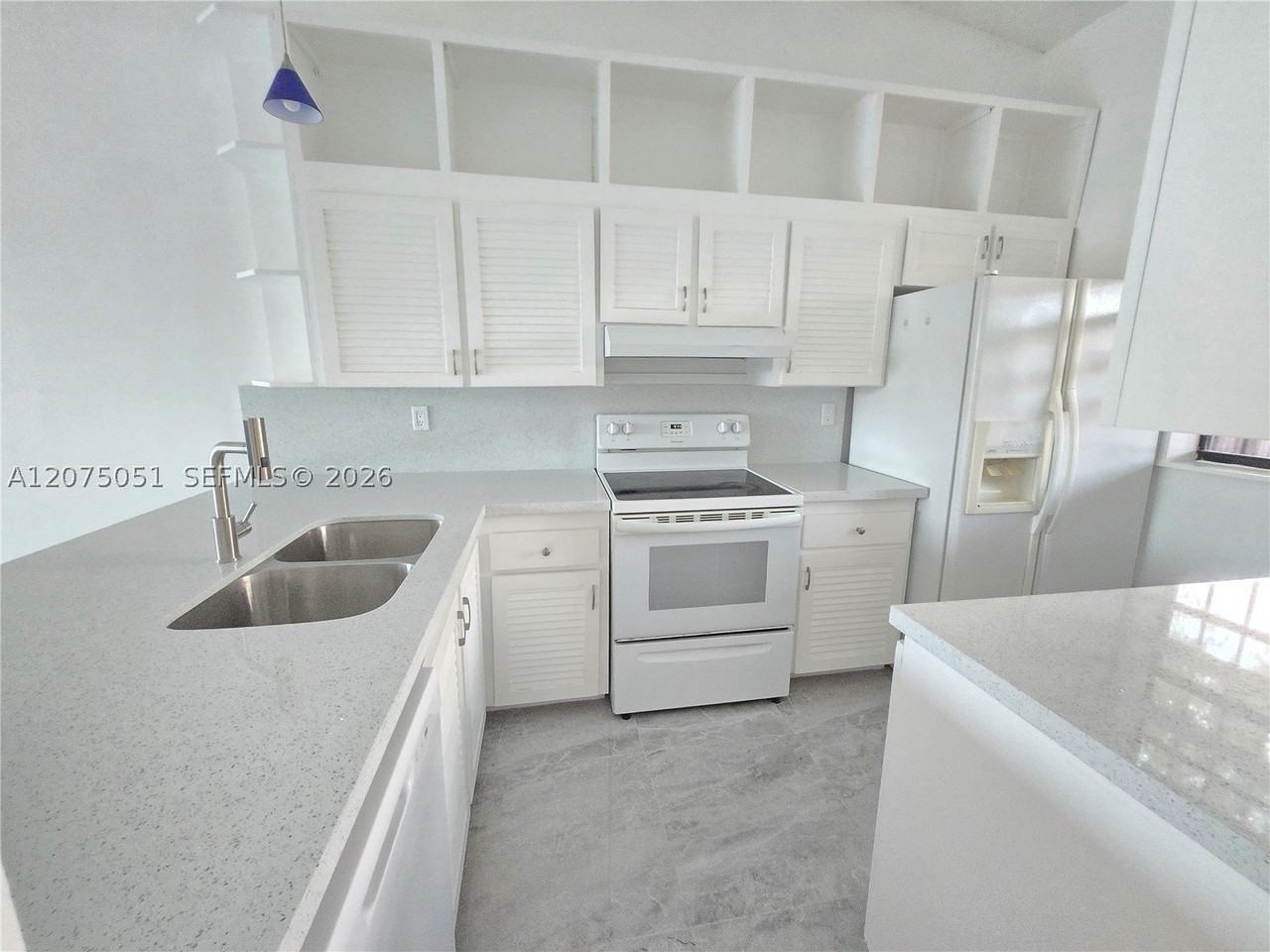 6746 Nw 188th Ter - Photo 7 of 21