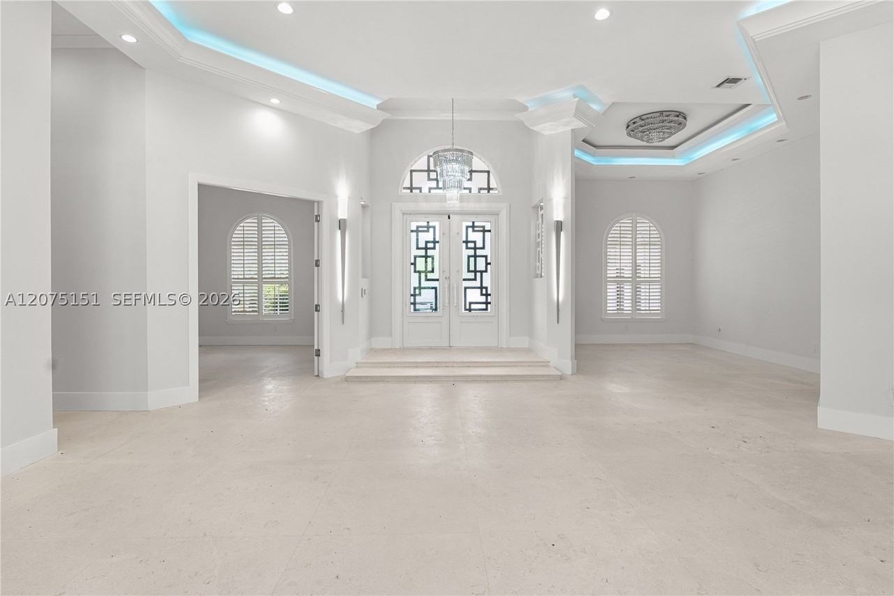 6101 Sw 180th Ter #0 - Photo 5 of 30