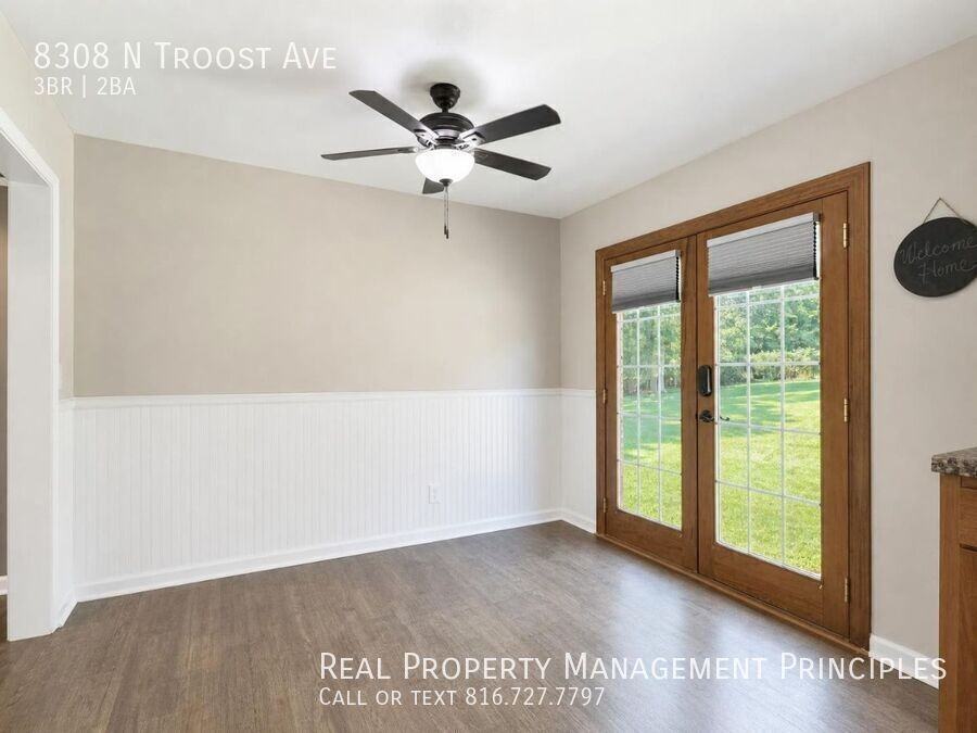 8308 N Troost Ave - Photo 7 of 26