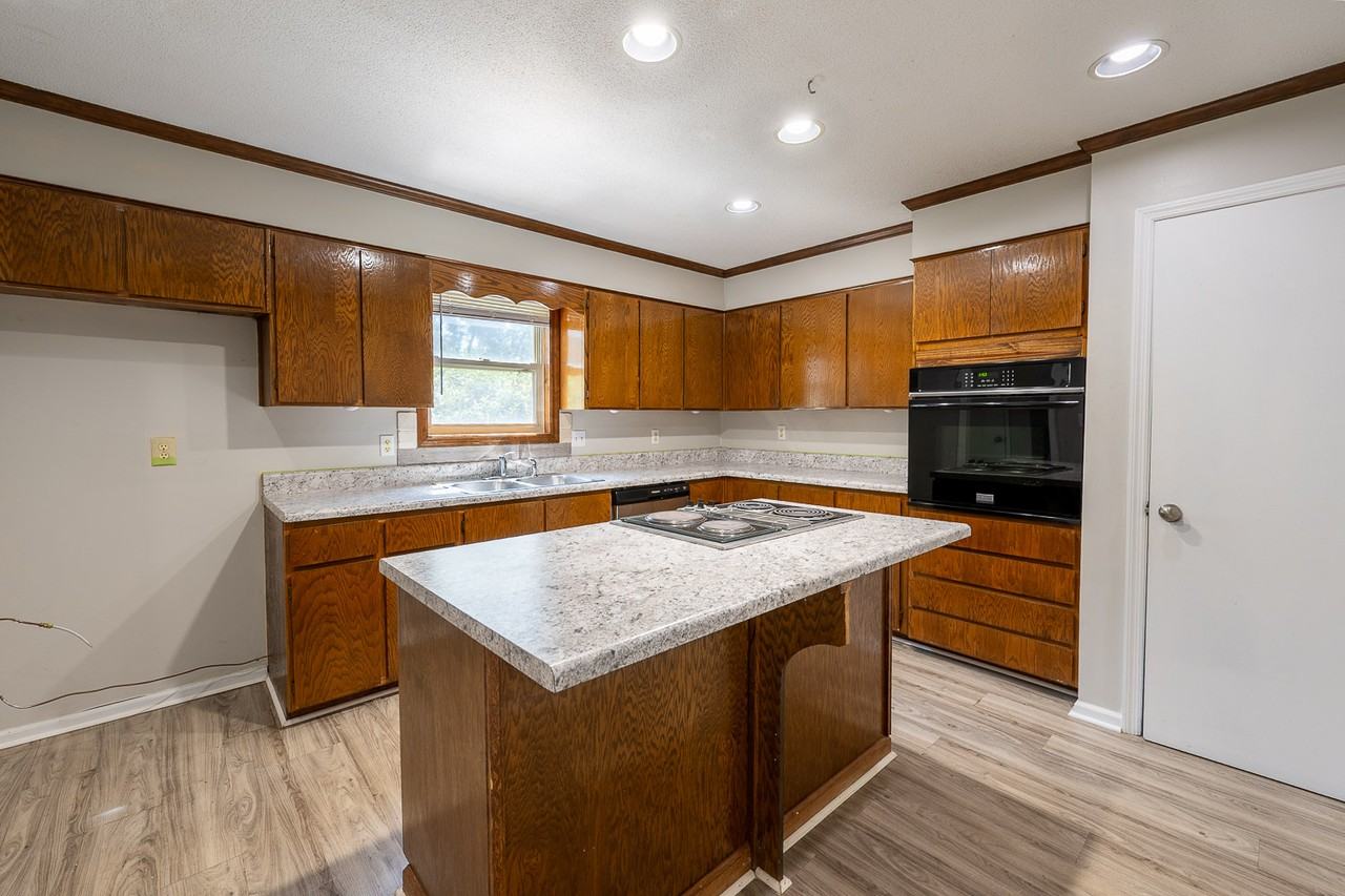 3821 Forest Creek Way #1 - Photo 3 of 25