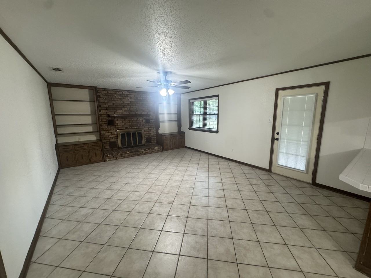 1619 Leawood Dr #1 - Photo 5 of 16