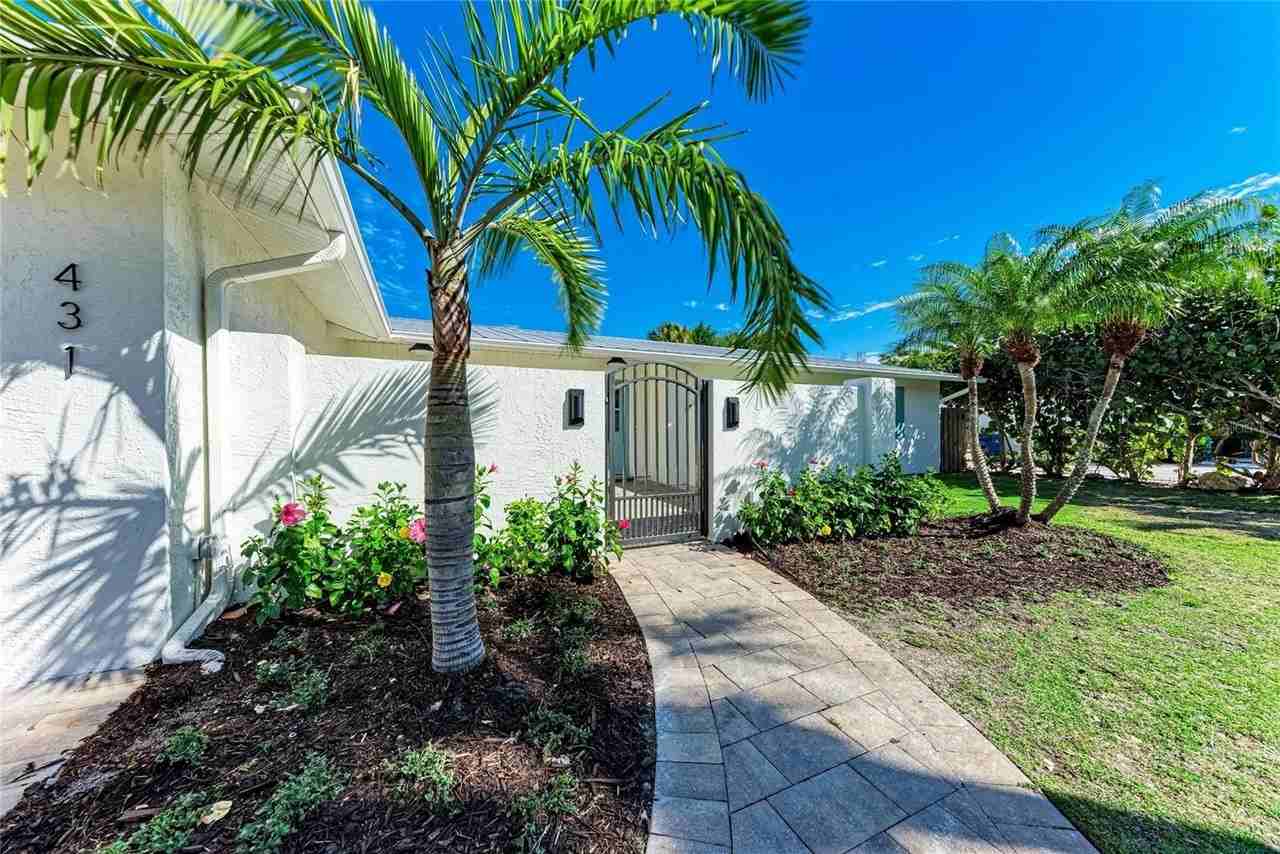 431 Island Cir - Photo 4 of 50