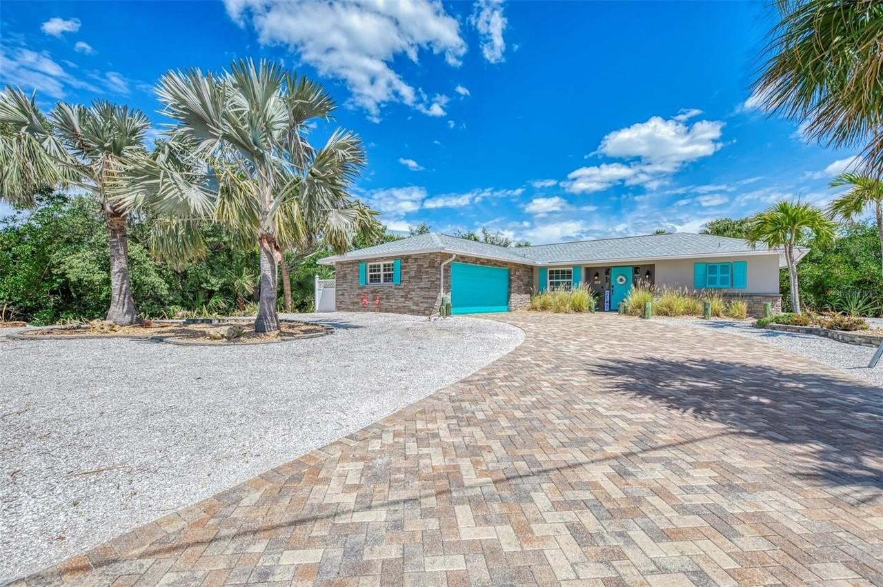 307 Avenida De Paradisio - Photo 5 of 50