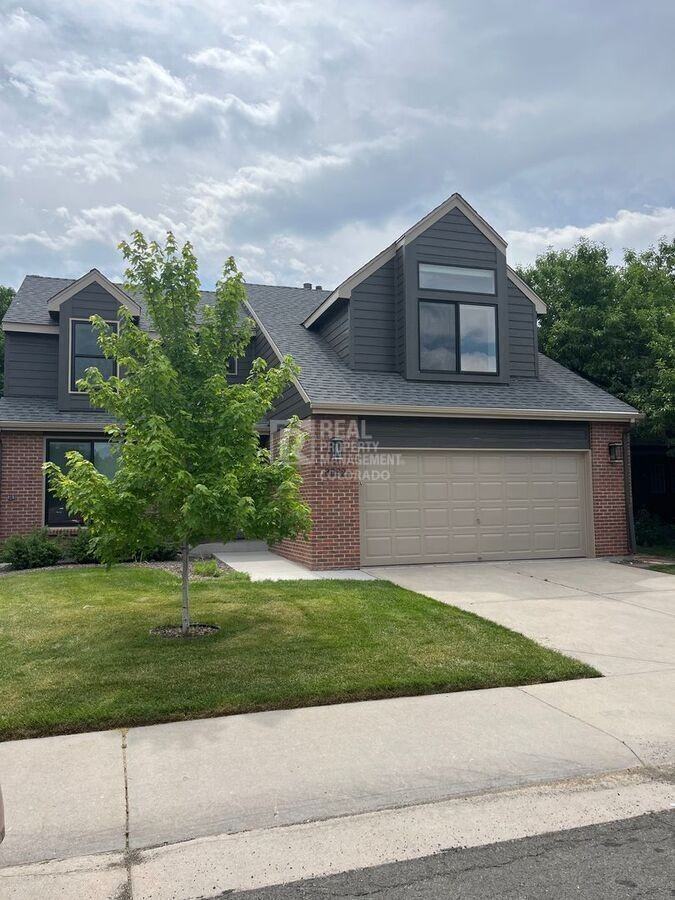 8832 Sundrop Way - Photo 2 of 42
