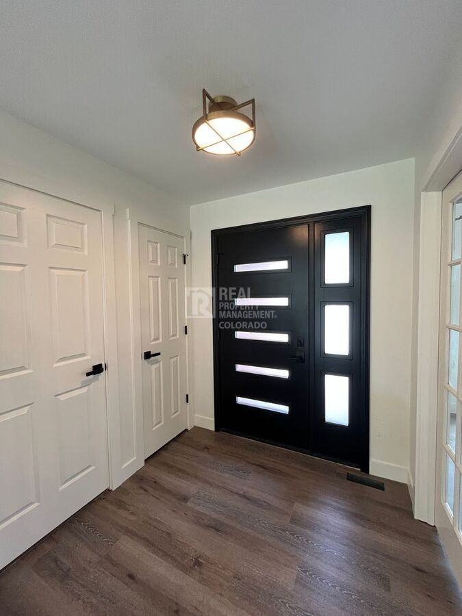 8832 Sundrop Way - Photo 4 of 42