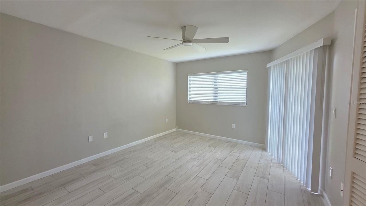 2515 Bayshore Gardens Pkwy #12 - Photo 7 of 17