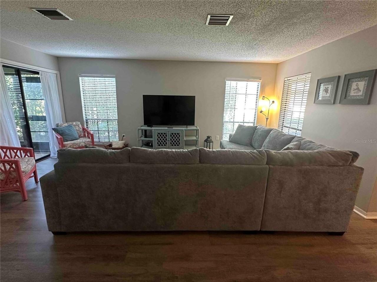 3312 Vivienda Blvd - Photo 5 of 20
