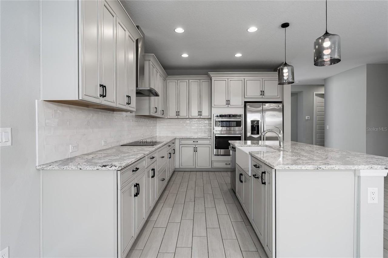 3603 Quiet Dr - Photo 3 of 41