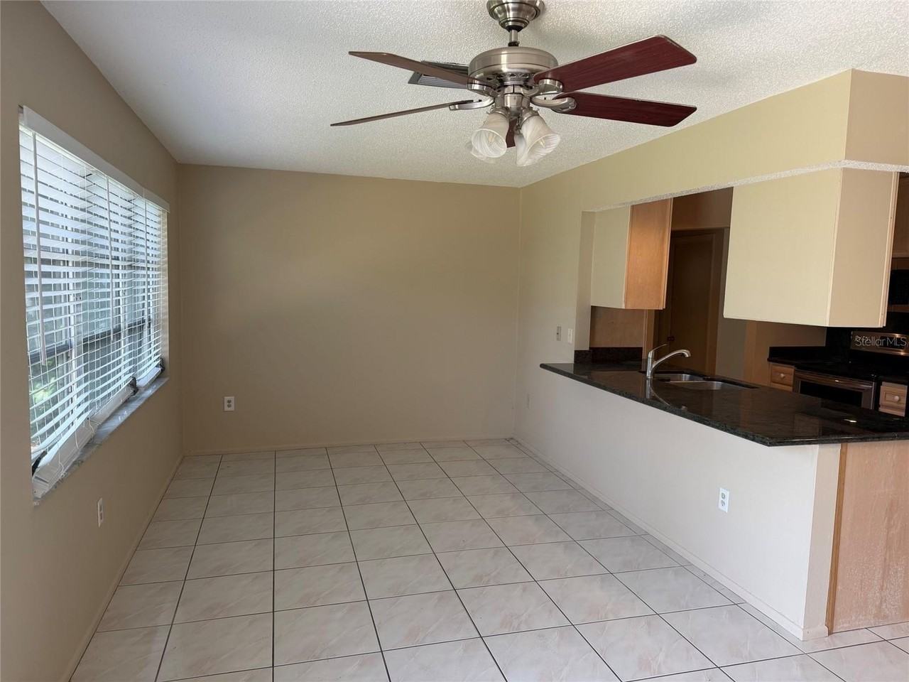 5964 Diana Rd - Photo 6 of 21