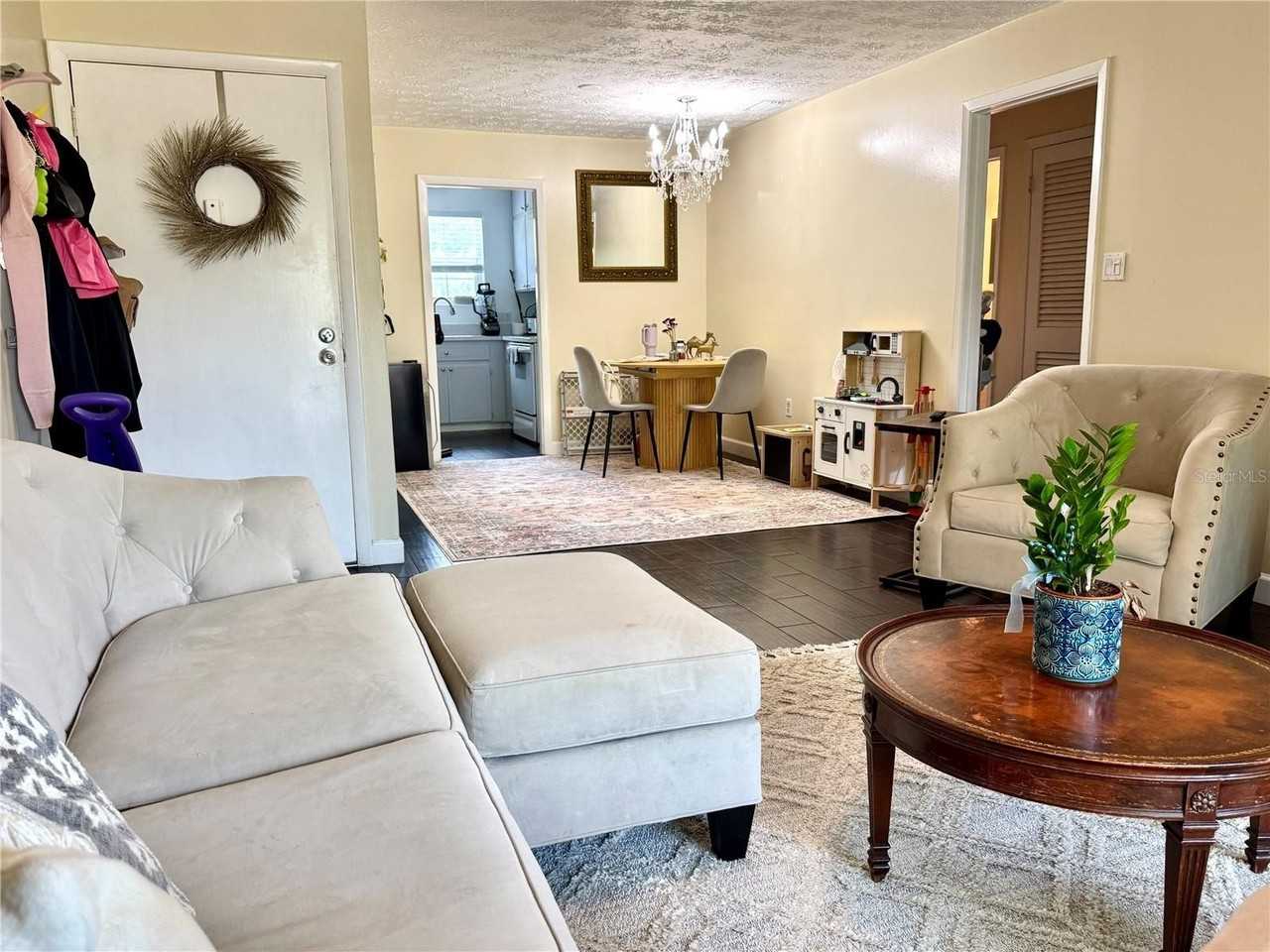 4328 Lake Underhill Rd #C - Photo 6 of 19