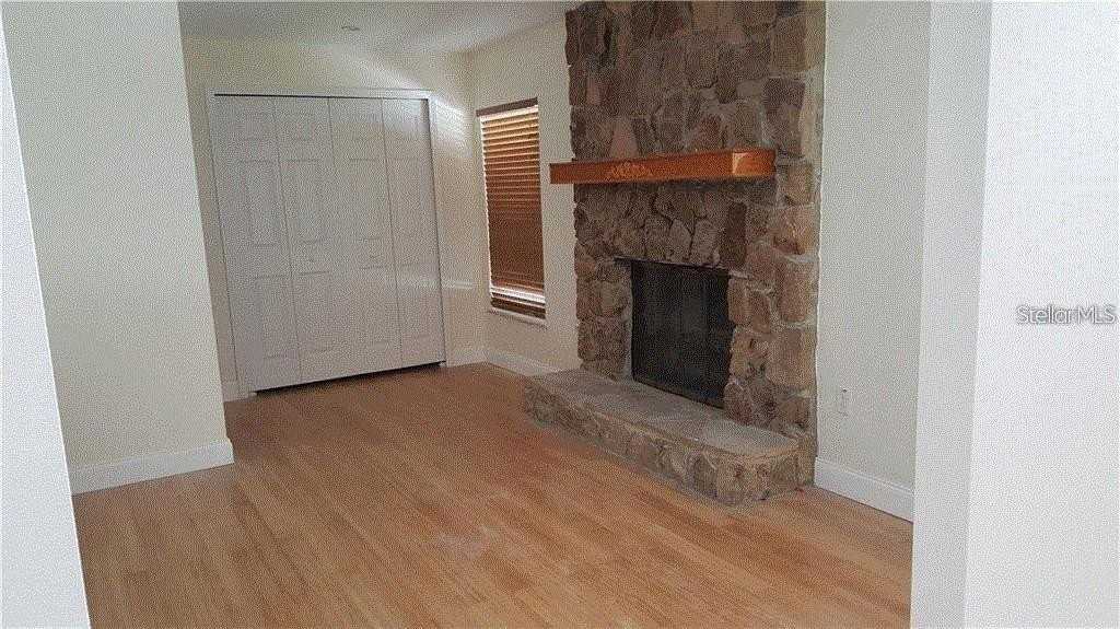 637 Peachwood Dr - Photo 6 of 9