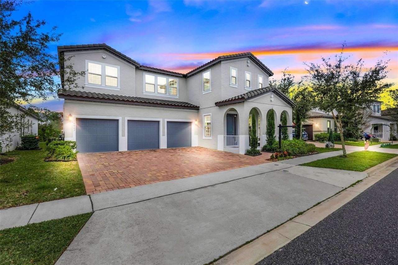 10067 Austrina Oak Loop - Photo 2 of 36