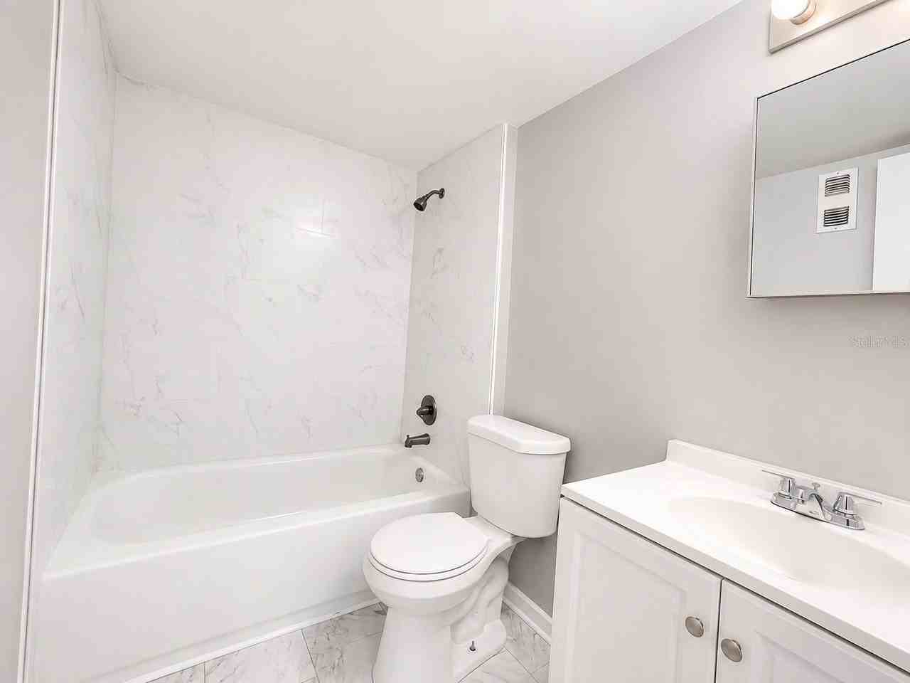 2763 L B Mcleod Rd #C - Photo 7 of 7