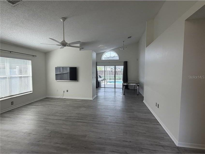 314 Allison Ave - Photo 4 of 23