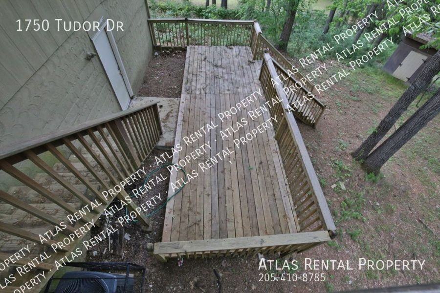 1750 Tudor Dr - Photo 4 of 20