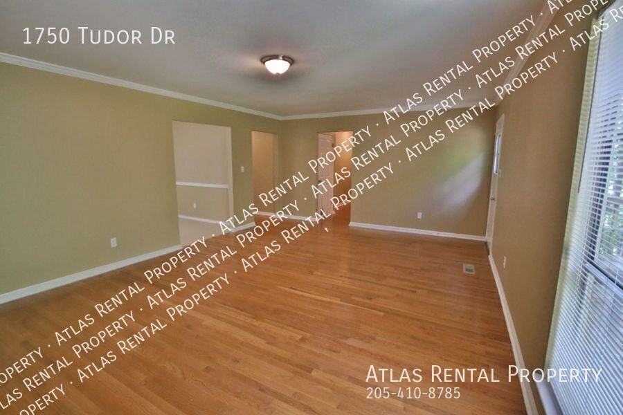 1750 Tudor Dr - Photo 7 of 20