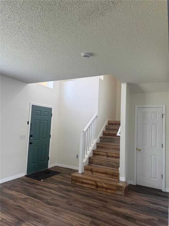401 Mallard Way - Photo 6 of 27