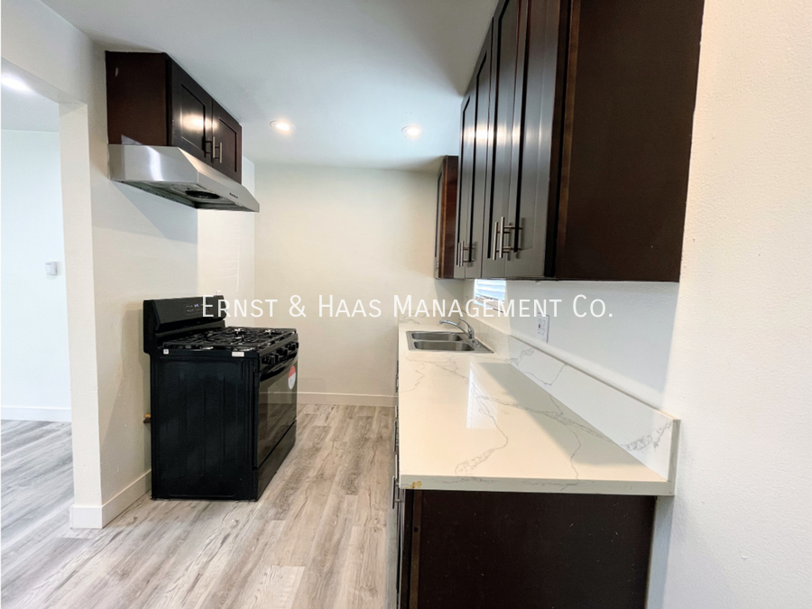 4339 Walnut Ave #C - Photo 6 of 16