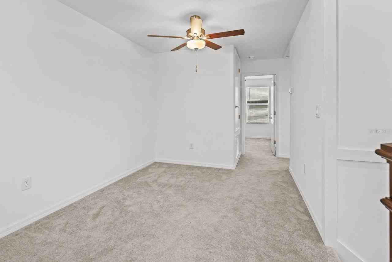 5552 Blue Azure Dr - Photo 4 of 31