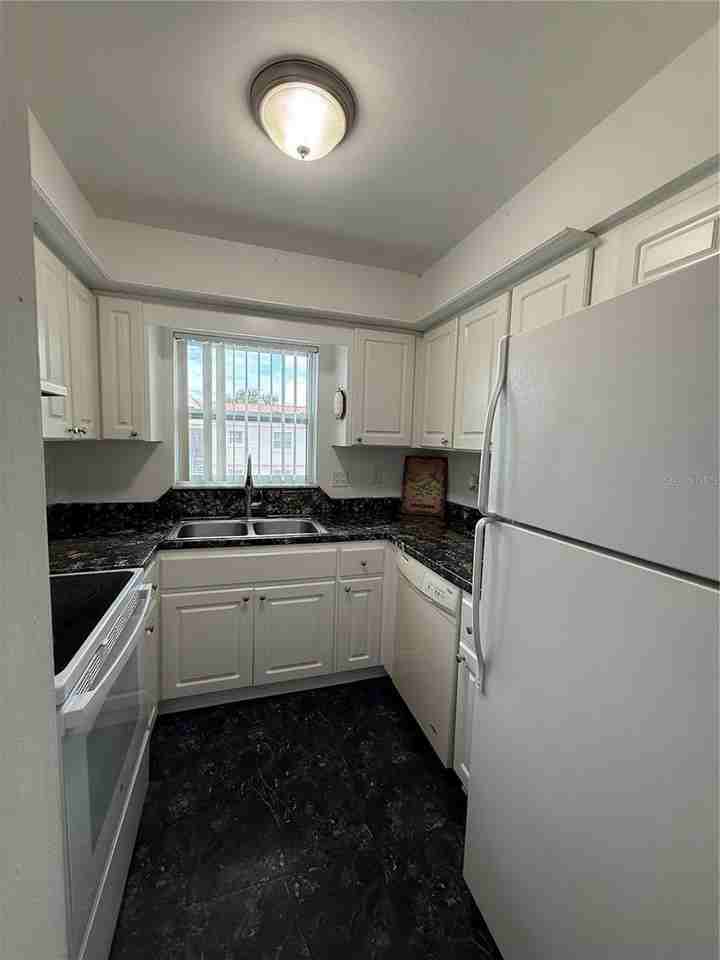 7210 N Manhattan Ave #1624 - Photo 7 of 16